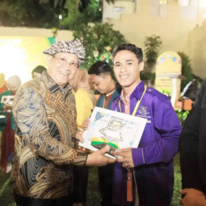 Juara 2 Lomba Nyanyi Tunggal Tingkat Nasional