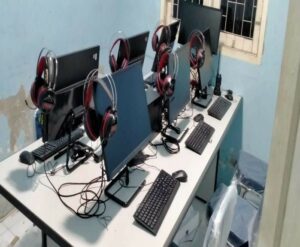 Ruang Kontrol Kelas Teleconverence
