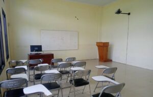 ruang kuliah hukum mbd